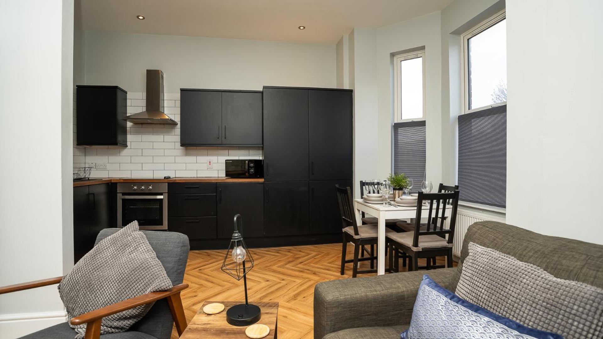 2 Bdr & 1 Bdr Apartments At Queens Uni By Belfast City Breaks Bagian luar foto