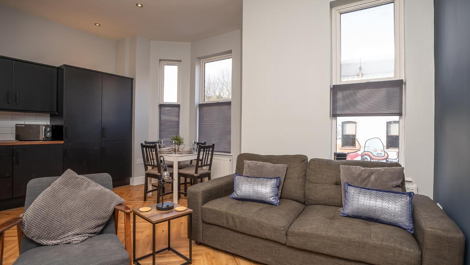 2 Bdr & 1 Bdr Apartments At Queens Uni By Belfast City Breaks Bagian luar foto