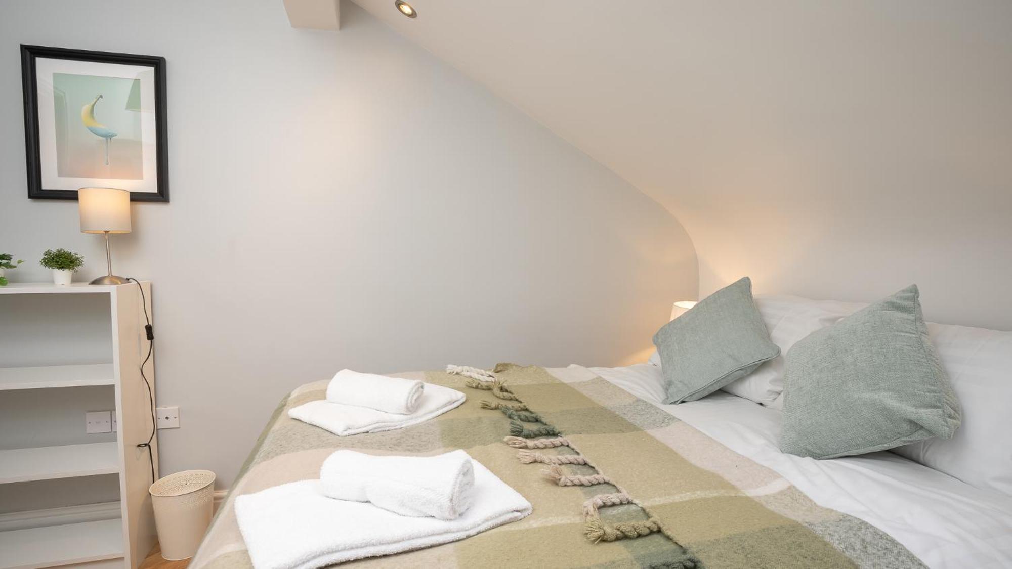 2 Bdr & 1 Bdr Apartments At Queens Uni By Belfast City Breaks Bagian luar foto