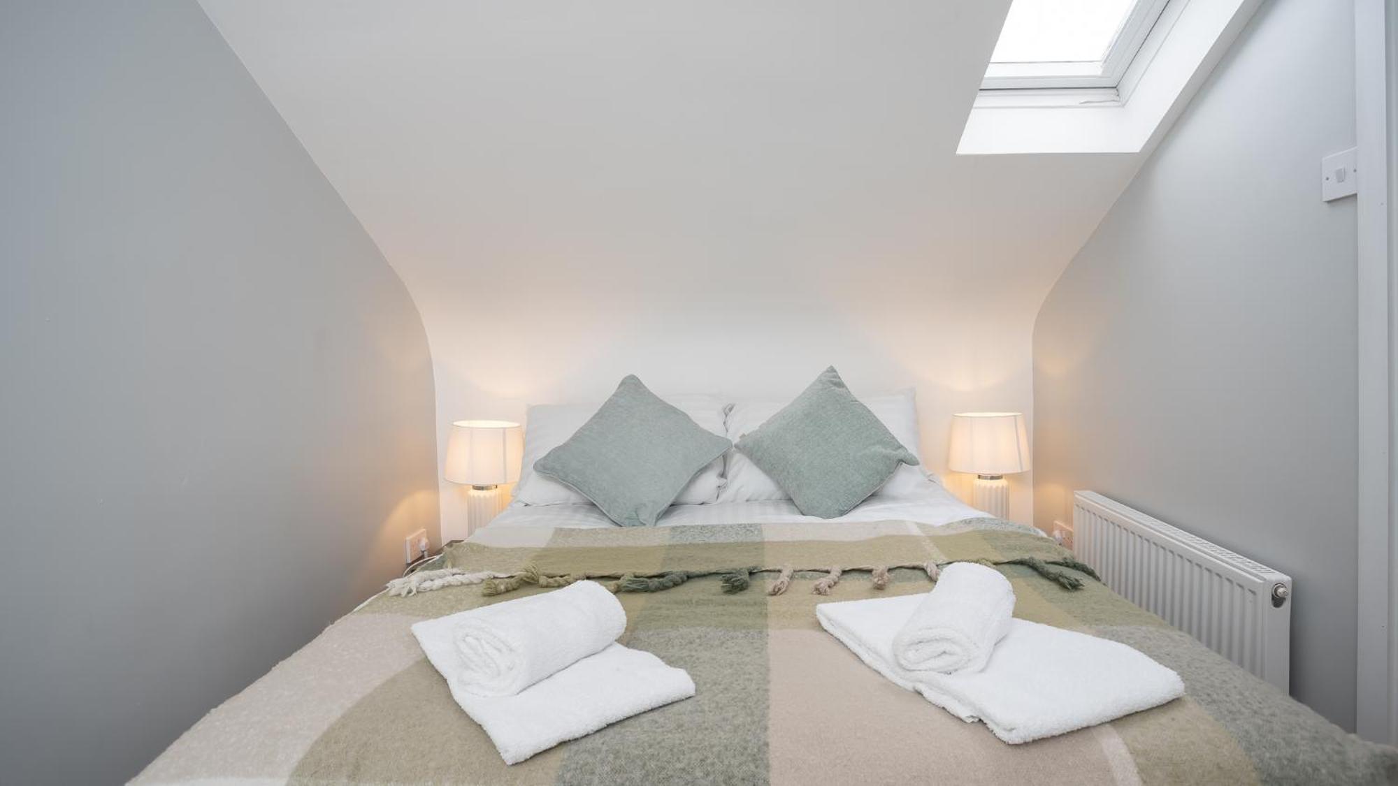 2 Bdr & 1 Bdr Apartments At Queens Uni By Belfast City Breaks Bagian luar foto