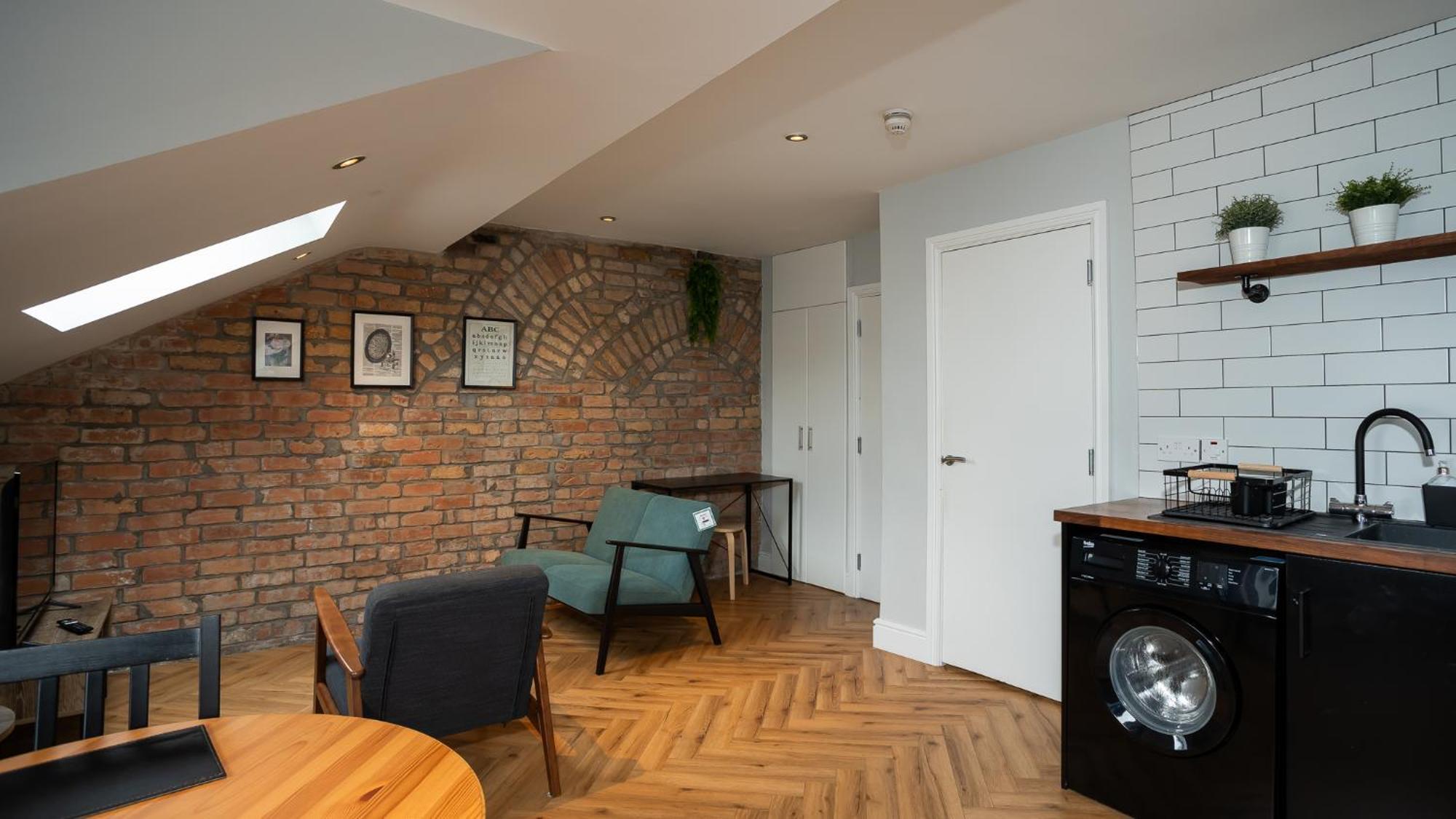 2 Bdr & 1 Bdr Apartments At Queens Uni By Belfast City Breaks Ruang foto