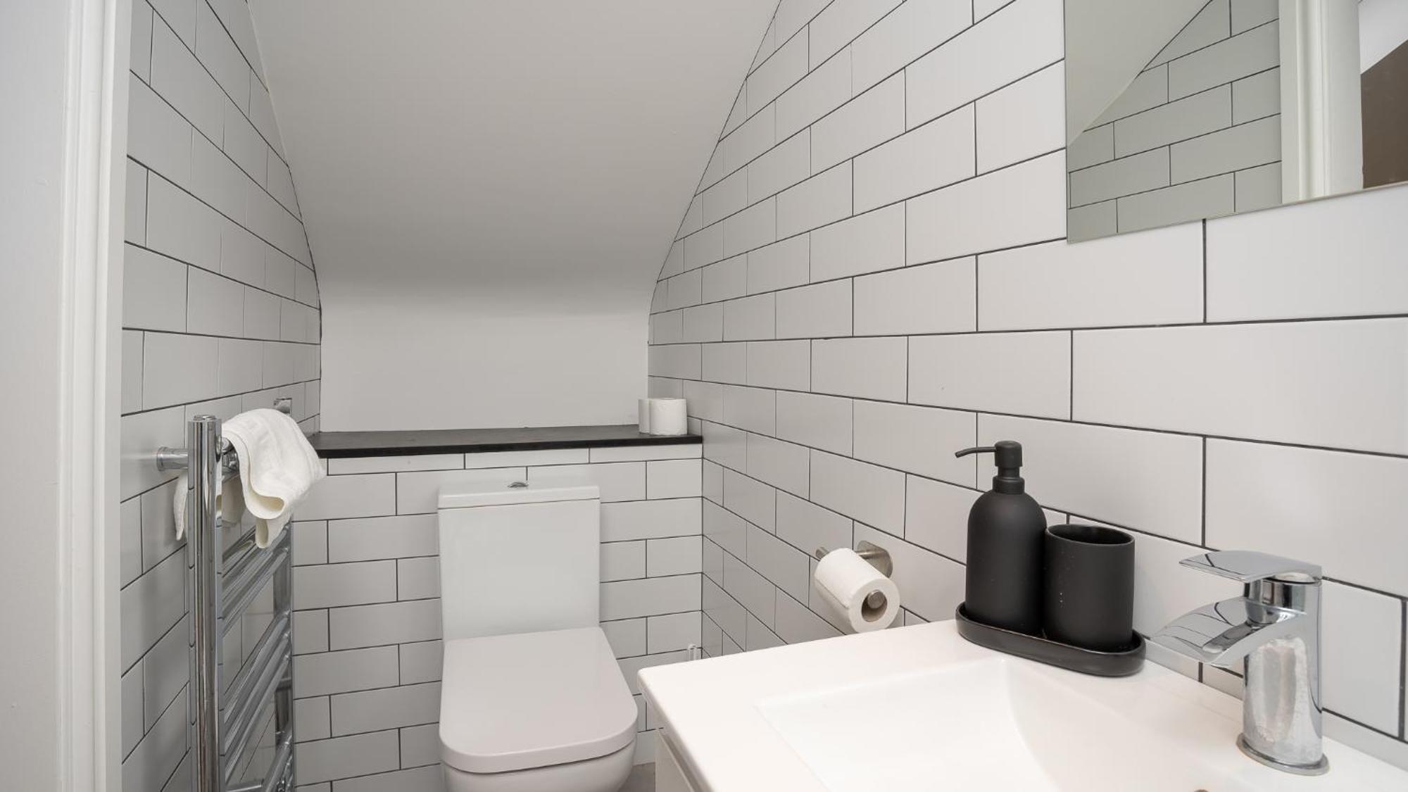 2 Bdr & 1 Bdr Apartments At Queens Uni By Belfast City Breaks Bagian luar foto
